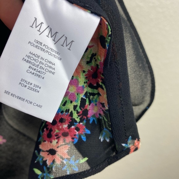 Cabi Boho Floral Peasant V-Neck Sheer Summer Vacation Peasant Top size Medium - Picture 4 of 10